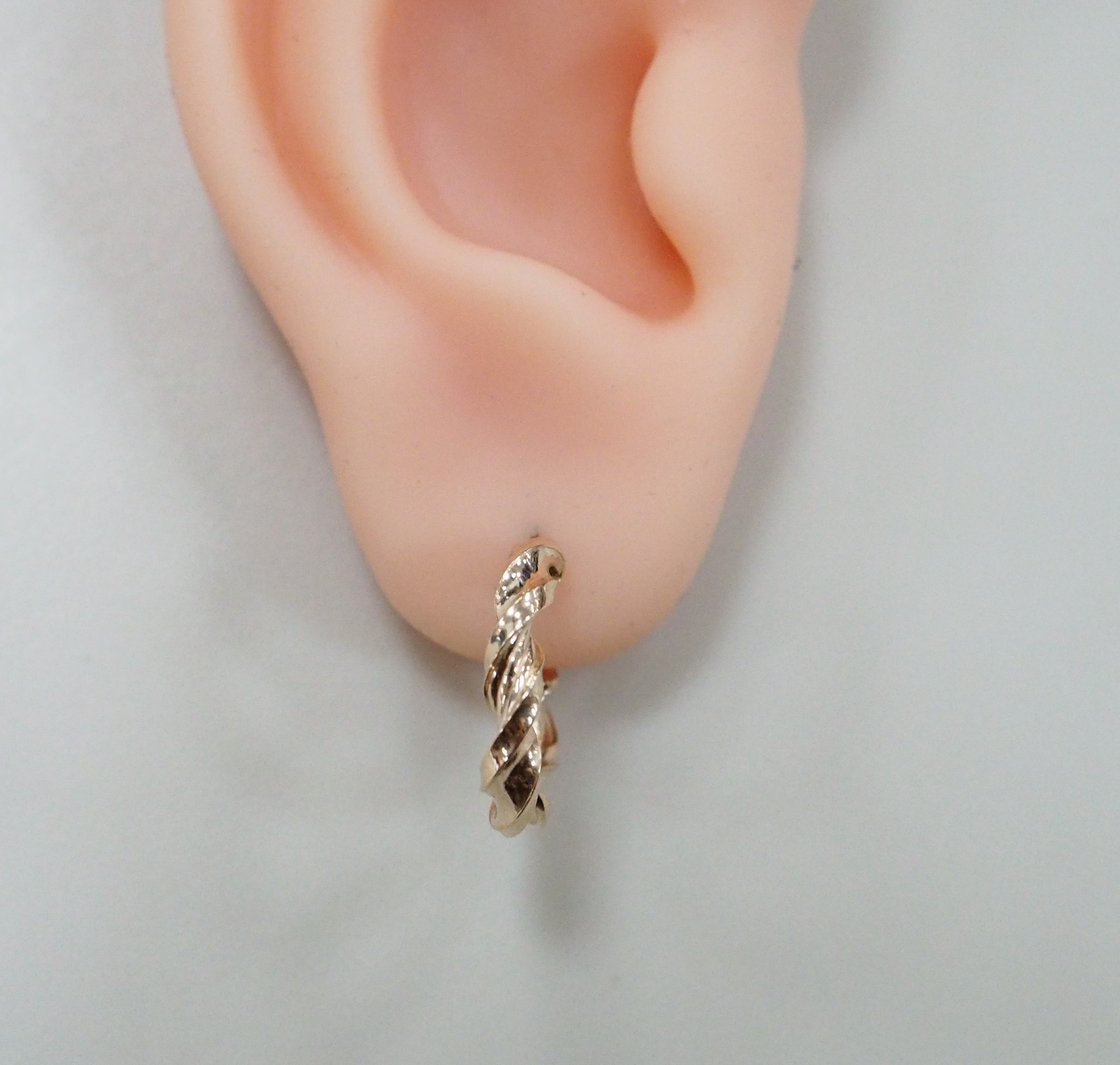 Серьги-конго из золота